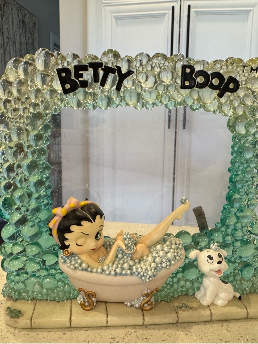 Betty Boop Aqua Green Bubble Bath Figurine Frame- vintage, retired